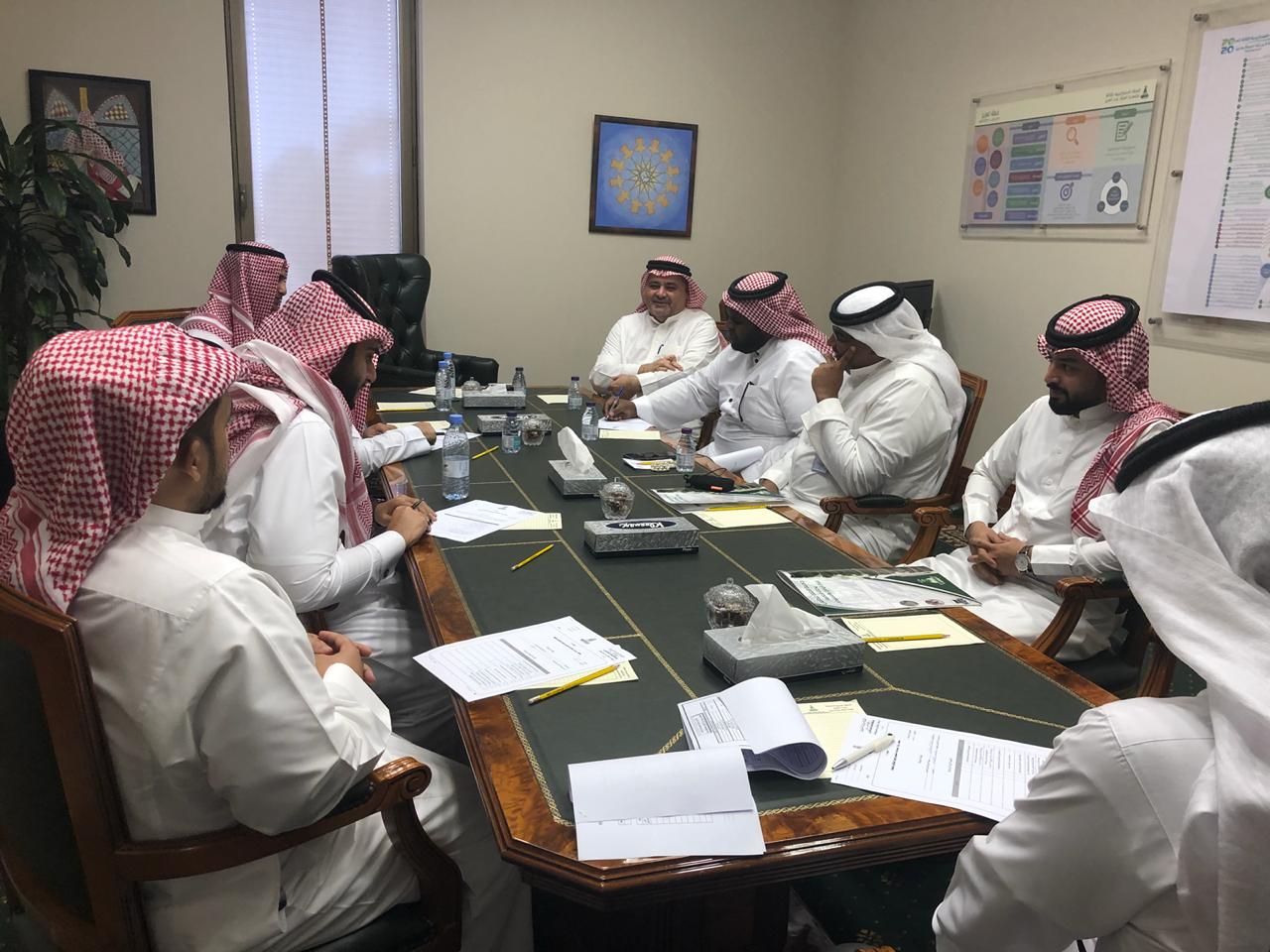 الاجتماع بمشرفي ضباط الاتصال